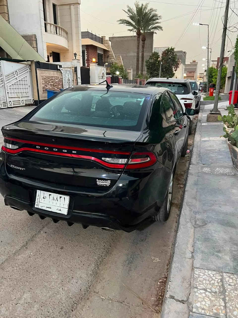 دوج رالي للبيع نضيفه كير محرك كهرباء تبريد بلاد بيه كم قطعه صبغ رقم بغداد بأسمنه 80 $  الموديل   2015. 
***********
