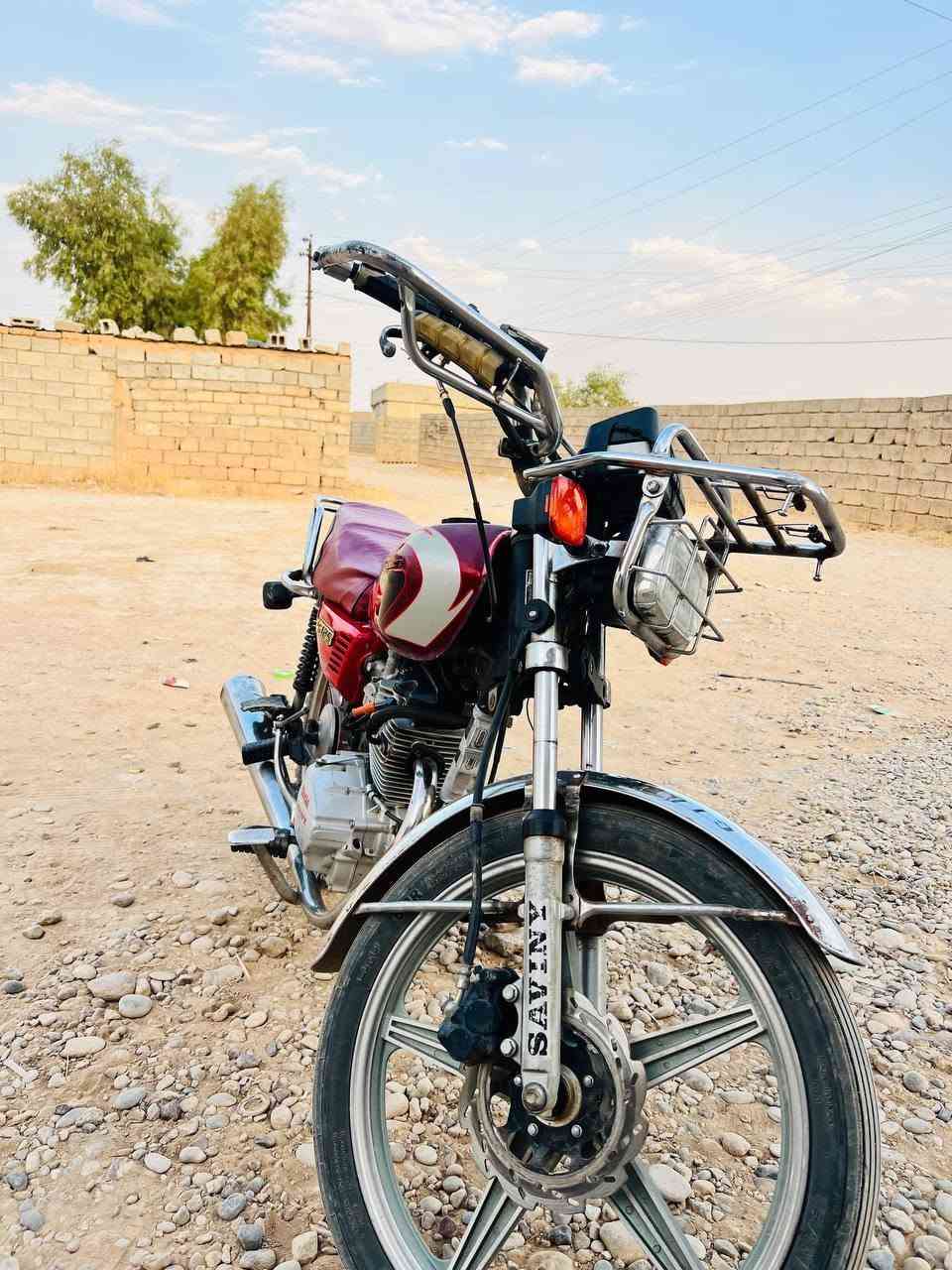سلام عليكم موطور سيفان موديل 19وزن ثقيل محرك معمر بستم ولفات فقط كهربائيات كلها شغاله موطور بس دهن وبانزين مكينه خرسه #السعر375وبي مجال شي قليل الاستفسار اتصال ***********
