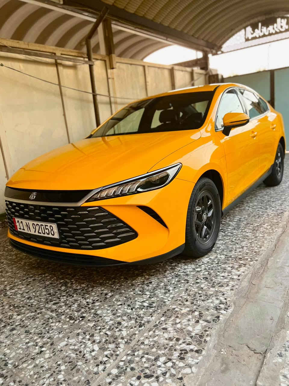 بي واي دي كن بلاس 2025 رقم بغداد أجره
Byd Qin Plus 2025 
السياره على وضع الشركة كفاله عامه الممشه الكلي 18 الف 
داخل زيتوني كامل ملحقات السياره فول ومعروفه المواصفات 
3 انظمة (( بانزين - هايبرد - كهرباء )) 

السعر : 20 مليون 
الهاتف : *********** 
العنوان : بغداد
