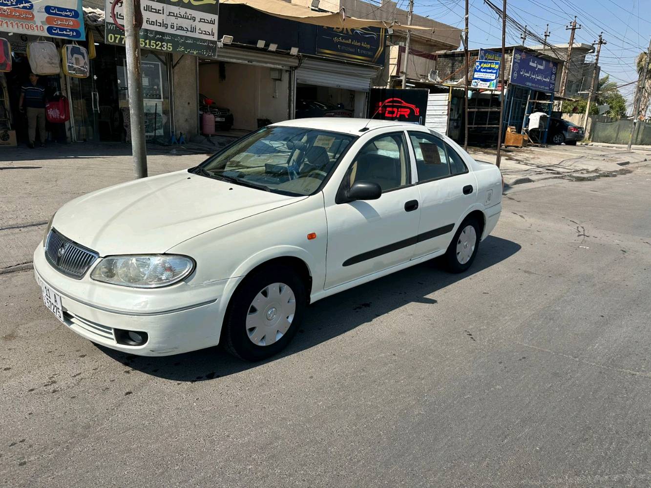 نيسان صني موديل 2008 خليجي
السيارة بيها صبغ أو حوادث أو سمكرة/تشيك مو مذكورة بالصور؟: 
3 قطع 
شنو حالة المكينه والگير والتبريد؟ بيها أي ملاحظة أو تحتاج صيانة؟: 
محرك جديد كير جيد تبريد ثلج حداديه 90 بالمئة 
وين مكان السيارة هسه بالضبط حتى إذا واحد يريد يشوفها يگدر يجي؟: 
بغداد حي الخضراء 