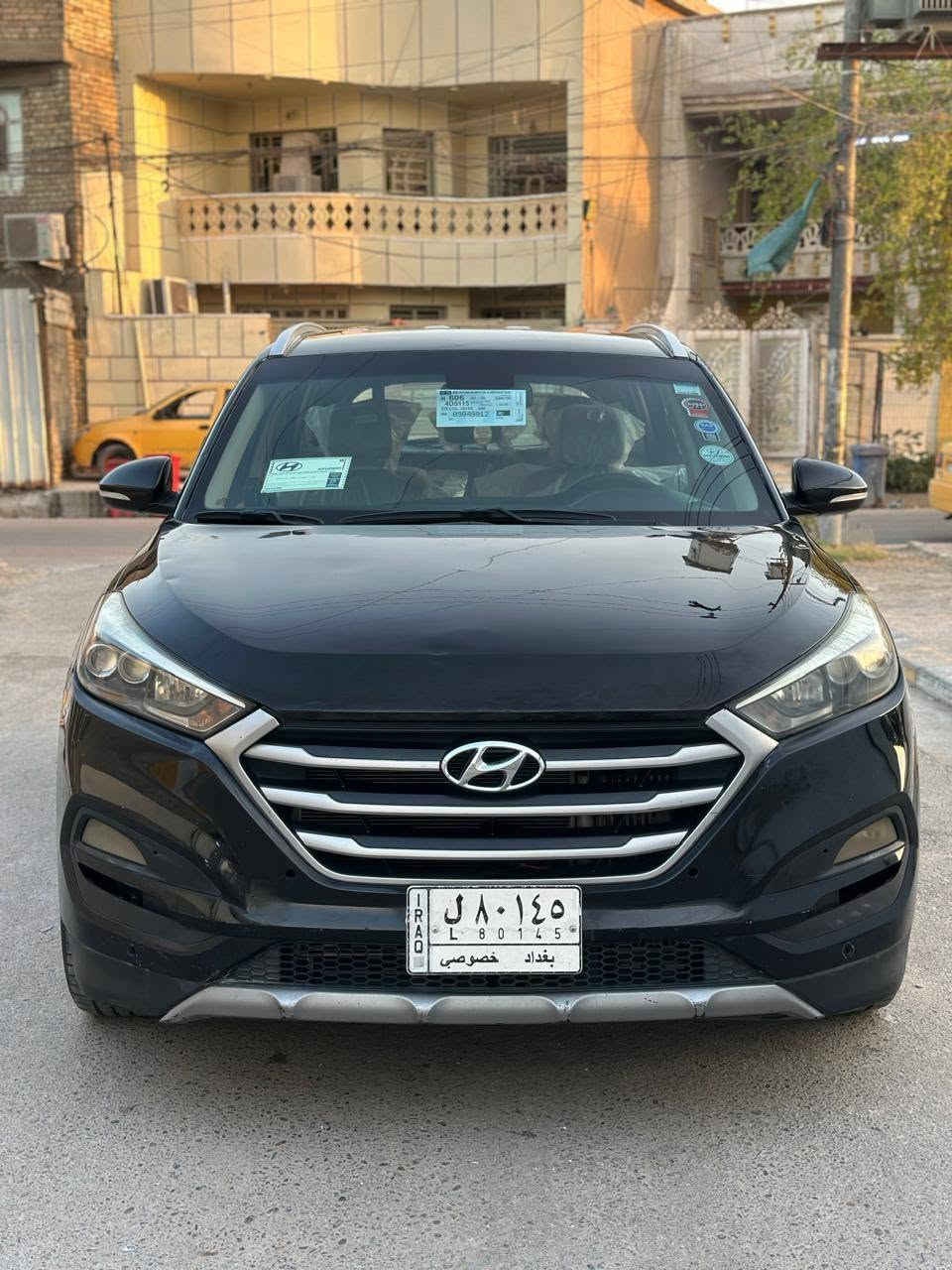 #بيع #مستعجل توسان مديل ٢٠١٨وارد امريكي حادثهه بنيد وقبق صندوق بدون دواخل بدون ايرباك صور وسونر مرفوقه بل منشور مواصفات فول عده البنرامه ليره السياره داخل بيجي وصاج  كشنات جلد كشن كهرباء تدفئه بل كشنات فور ويل شاشه جبيره كامره دواره حساس خلفي ويل كروم  3وضعيات قياده محرك GDi تبريد كله بشرط عل وضع لشركه ماشيه ٨٧تخم تايرات جديد صدر جديد ع وضع الشركه سياره جاهزه بدون اي نقص رقم بغداد تحويل ثاني يوم كله بشرط  السعر ١٣٣وبيهه مجال بسيط العنوان بغداد البلديات *********** اعتذر من المراوس
