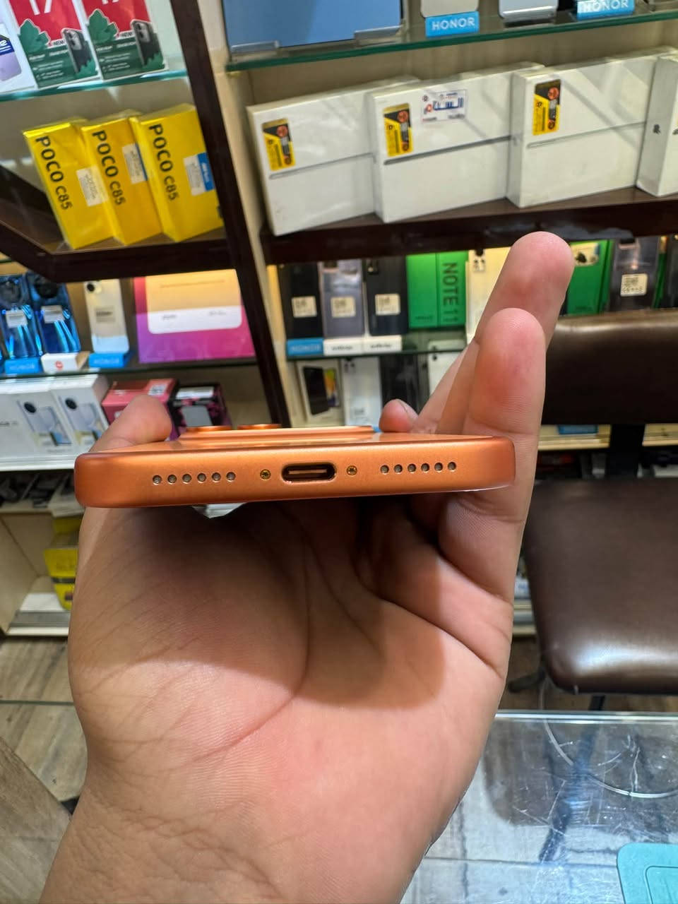 17pro max 
256
عربي شرق اوسط 
سيمكارت
بطاريه 100

عدد شحنات 54
بدون ملحقات 

مكاني بغداد المنصور 
***********
#سعر مليون و 800 قفل
