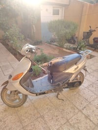 اكزز • دراجتين • شغالات