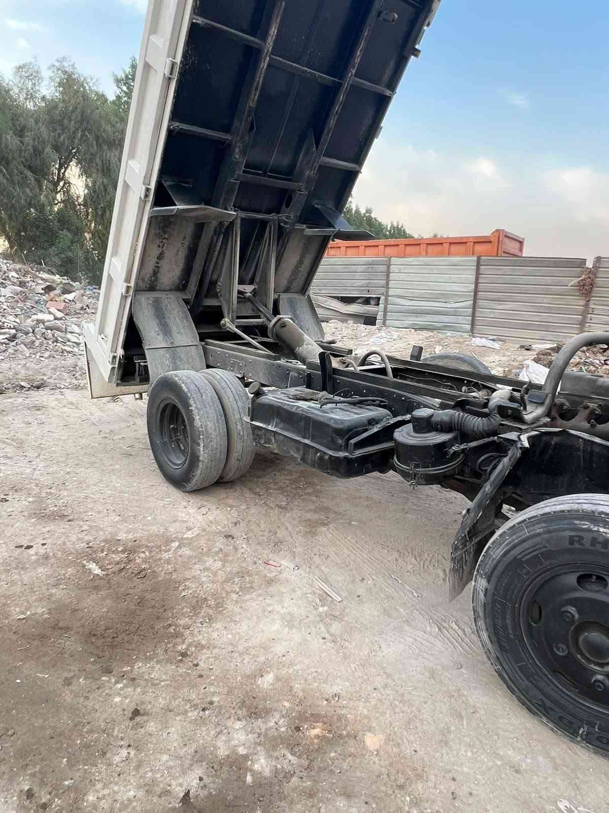 كنتر ميتسوبيشي • قلاب عضم • موديل٩٣