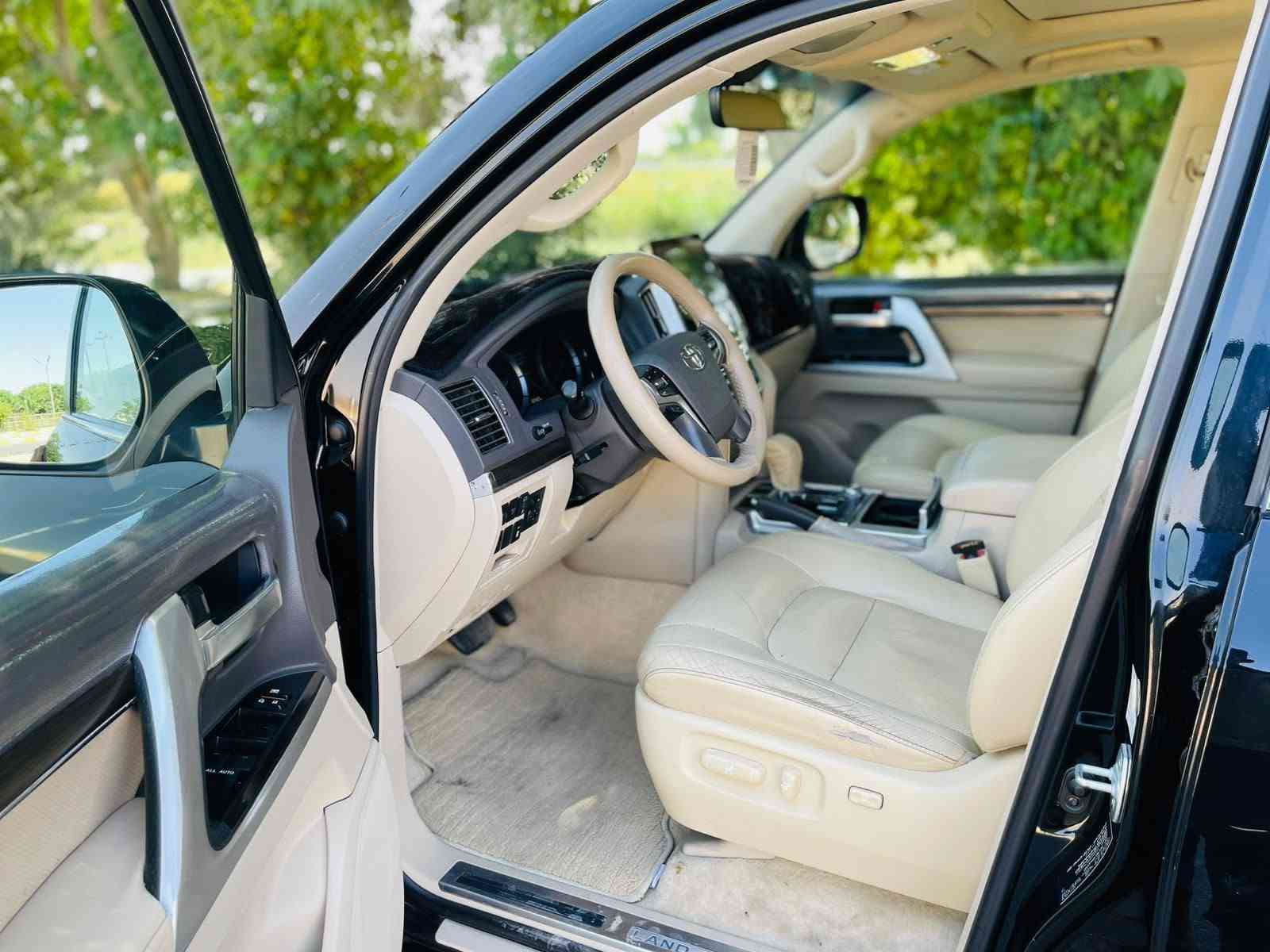 السلام عليكم للبيع او مرواس
لاندكروز 2021 اللون اسود محرك 5700 VXR مكفوله ماشيه 93 الفرقم بغداد ***********
