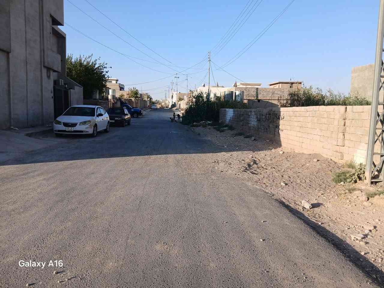 قطعة ارض للبيع  400متر حي الكفاح شمالي قريب عليه مدرسة المقدس و مستوصف شارع جديد 
  ***********
