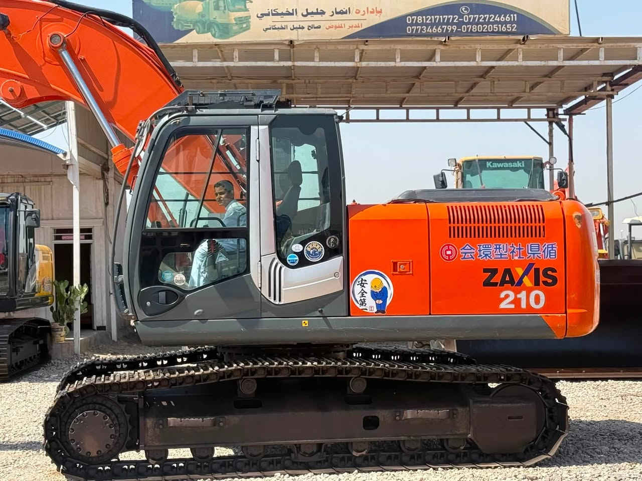 بســم الله الرحمن الرحيــــم 
متوفر لدى شركه سرعه التطور للتجاره الاليات لثقيله 
حفاره هيتاشي زت ثري ZAXIS-210-2011
 فقط لعشاق النظيف والمتميز 💎
كفاله عامه وارد اليابان 🇯🇵 ✅ دخول جديد منفيس 
موديل 2011حاله الزيرو مشتغله7786لاف 
محرك  ازوزه 
 العنوان محافظه  بابل -ناحيه الشوملي
#Emile. #anmar_galel5@gmail.com  
وقت الاتصال  الساعه 8 صباحاً الى الساعه 6 عصرا 📵❌
#اللاستفسار*********** Whatsapp انمار جليل
رقم تسلسل الاليه5085
