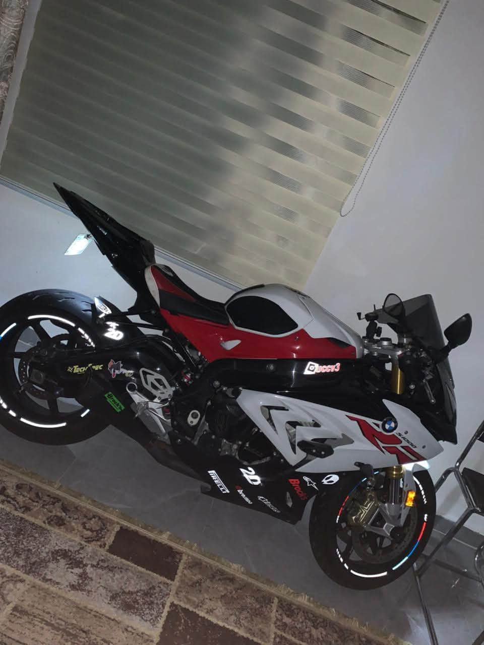 S1000RR • ٢٠١٧ • ١٣٠٠٠ ميل