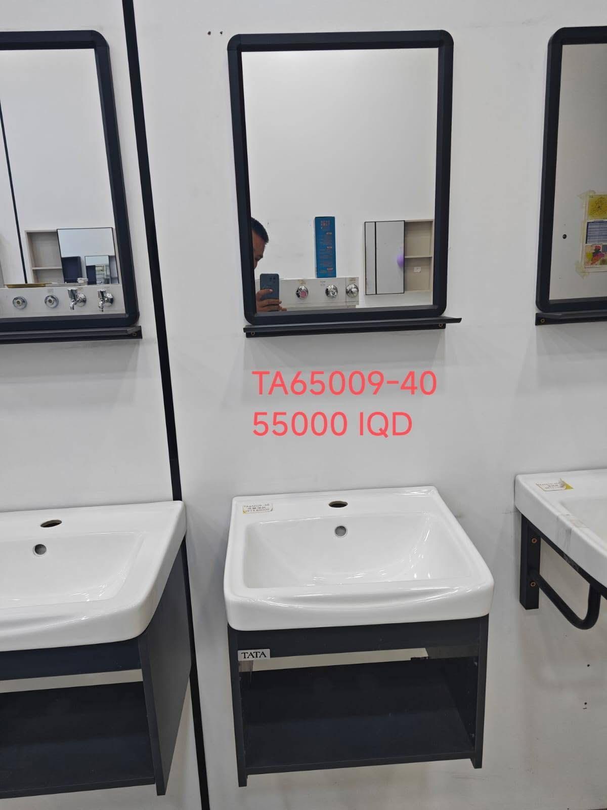 للبيع جمله ومفرد جميع المنتجات والاسعار ثابته
*********** واتساب موجود

نص مكتوب في الصور:
- IQD: 117000
- TATA
- 型号：TA65003-80深灰
- IQD: 121500
- 型号: TA65001-80浅灰
- IQD: 126000
- 型号：TA65004-80
- 极特黑光
- 型号: TA65002-80卡其
- IQD: 103500
- 型号：TA65001-60
- 浅灰
- IQD: 108000
- 型号: TA65003-60
- 深灰感应灯
- 型号: TA65006-60
- 雅灰木纹
- TA65009-40 55000 IQD
- TA65009-50
- 58000 IQD