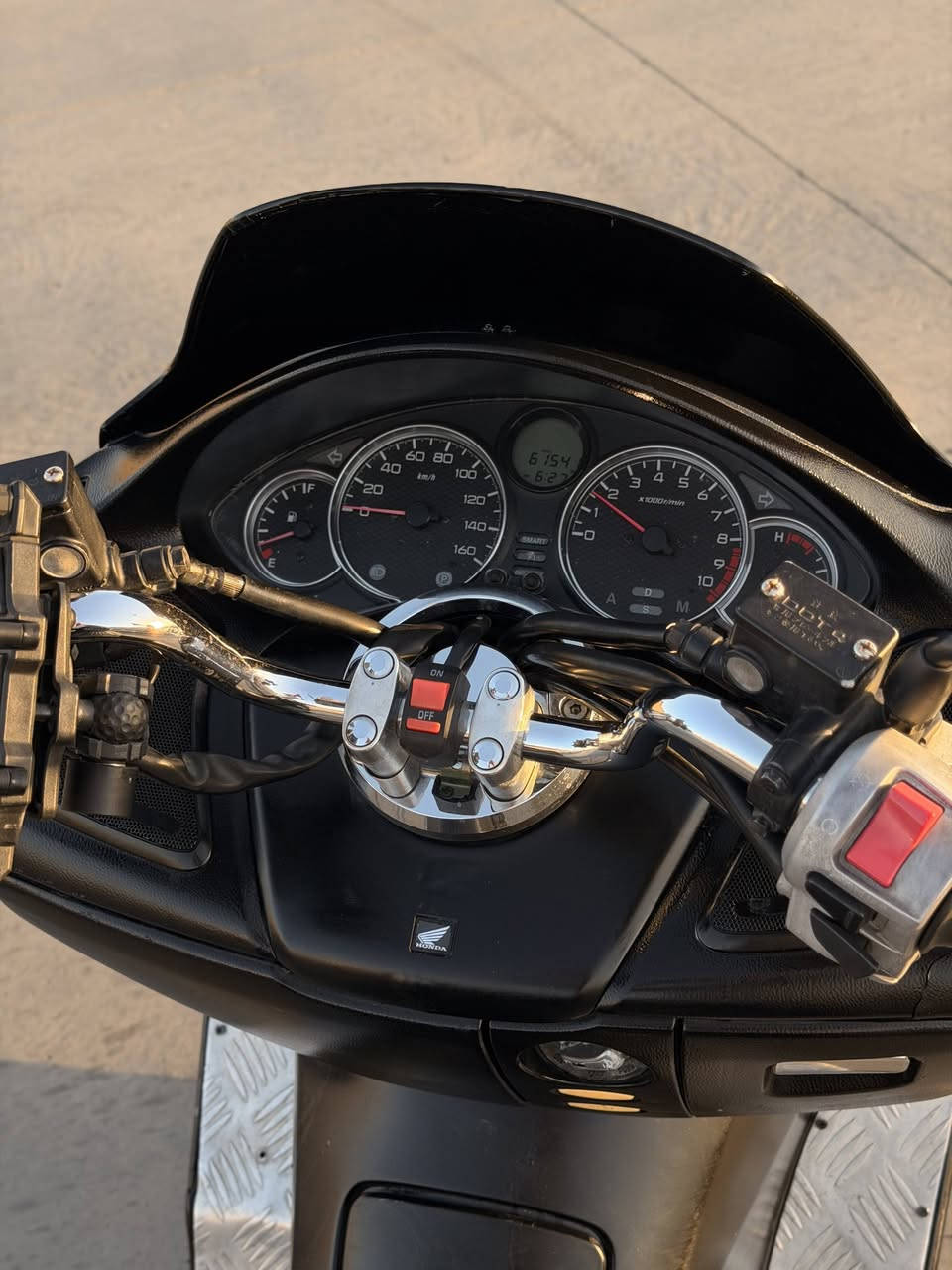 💯 Forza / 09 💯
ئەم فۆرزایە بۆ فرۆشتن / 62.000 km حەقیقی ڕۆشتووە مەکینە و کامل کارەبایی بەشەرت و نوقسانی نیە و کامل کلاچی پێش و دوای تازە گۆڕاوە بە ئەسڵی و هیچ نوقسانیەکی نیە و بێ مەسرەفە / لە پێشی تا دوای هەمووی بەشەرت / 10 گەڵا و مەعامەلە 
تکایە موشتەری نیت تێل مەکە ( لەگەڵ ڕێزدا ) 
شوێن / سلێمانی 
ژمارە / ***********
