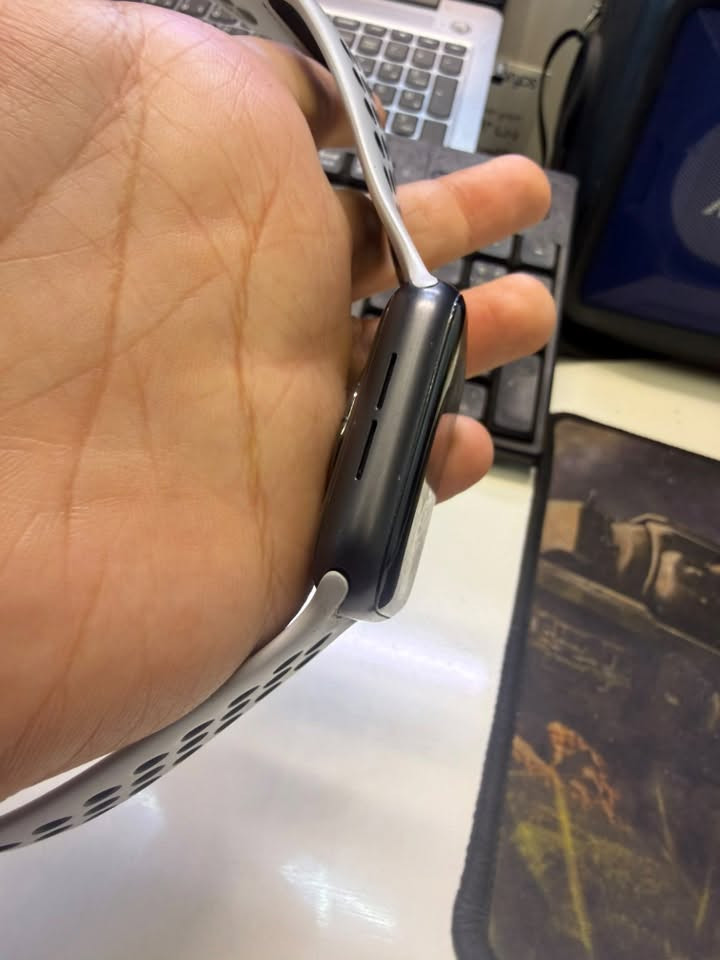 ⌚ للبيع Apple Watch Series 6 Nike 🖤

🔋 صحة البطارية: 79%
✨ الجهاز بحالة جيدة
💰 السعر: 160 ألف دينار وقابل للتفاوض
📍 بغداد – الحرية
📞 ***********

🔥 بي مجال للجادين
