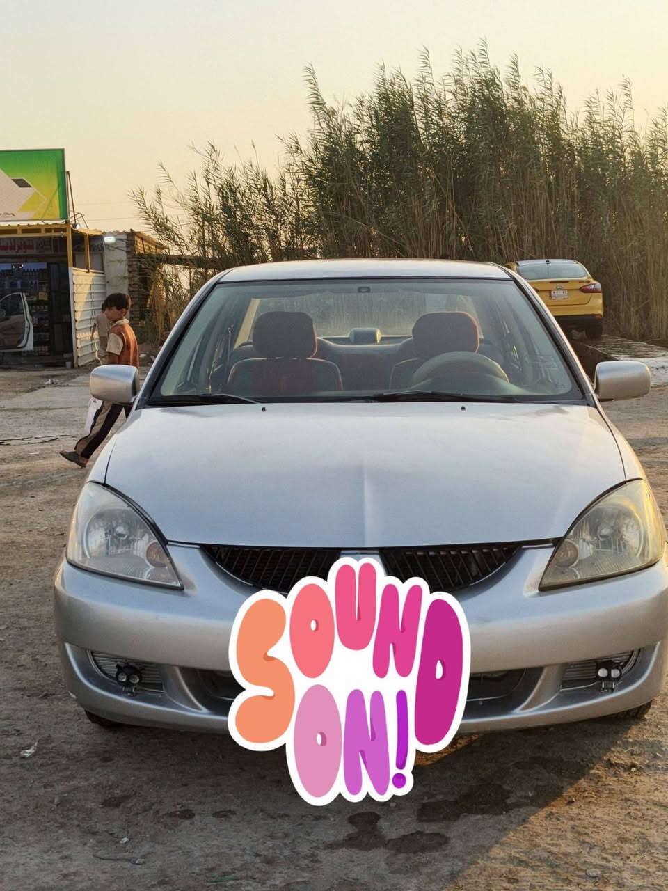 سلام عليكم لانسر للبيع موديل 2010مصبوغه عام وسعر 70وبيهه مجال ***********
