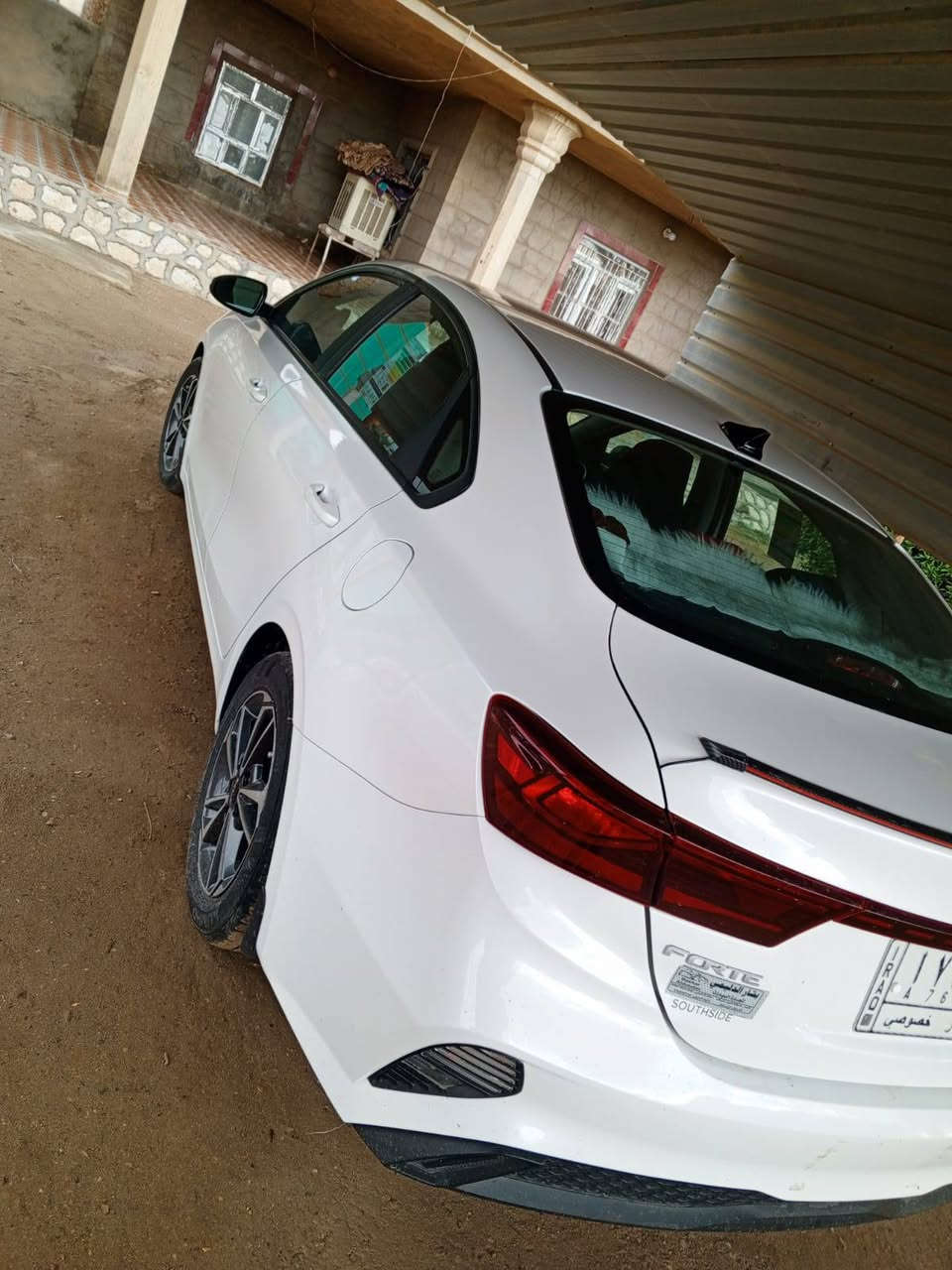 فورتي امريكي 
رقم انبار 
معوقين 
تقرير غرق 
السياره جديده نضيفه لون ابيض 
 السياره السعر المطلوب 135ورقه بيه مجال بسيط 
هاتف ***********او مراسله الصف
