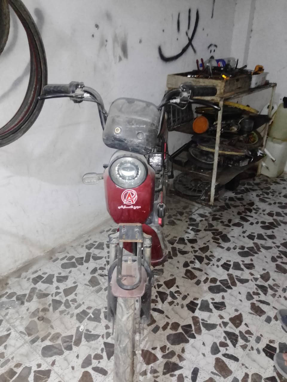 سلام عليكم بايسكل شحن للبيع جديد بي نقص بس بطاريات  كامل مكمل بي نقص بس بطاريات سعر 120 بي مجال بصيط العنوان ديالى بعقوبة تقاطع قدس ستفسار كثر
***********
