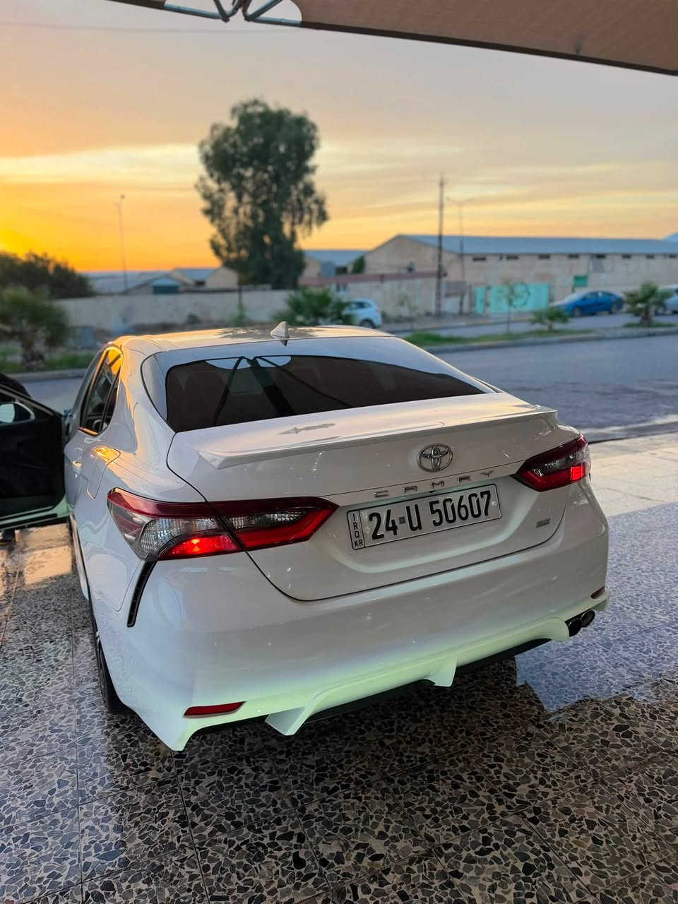 كامري SE • ٢٠٢٣ • شبر صبوغ