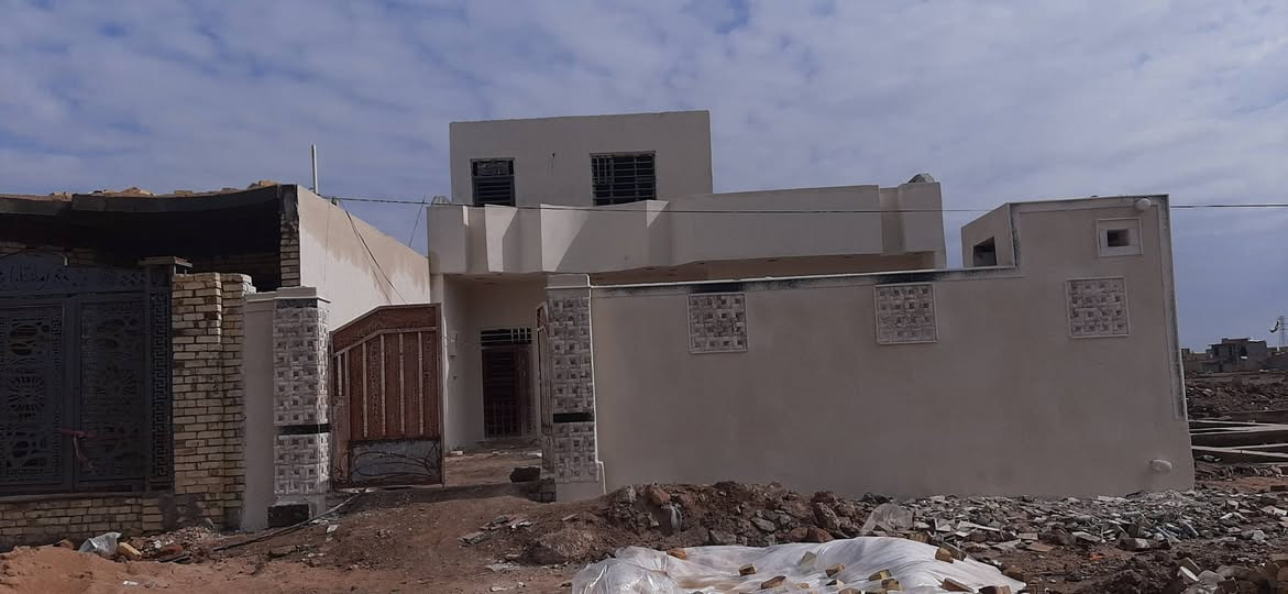 متفرغ حالين لبخ جراره سقل نثر جص تشميع مكان ميسان الدبيسات قاسم اللباخ ***********
