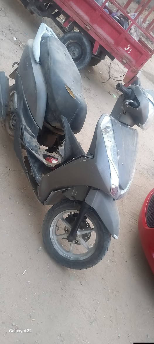 صيني • سكنس • نقص كهربا