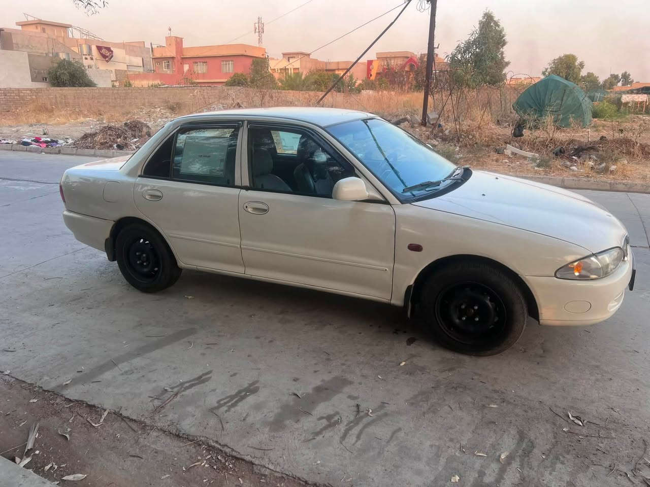 بروتون للبيع 2002
السعر 45 وبيها مجال 

صبغ فقط الدوائر الخلفي 

مكينه وكير شرط  

تبريد ثلج 

شرط التحويل 

بيها كابون ماستر 

العنوان حي المحاربين 

***********
