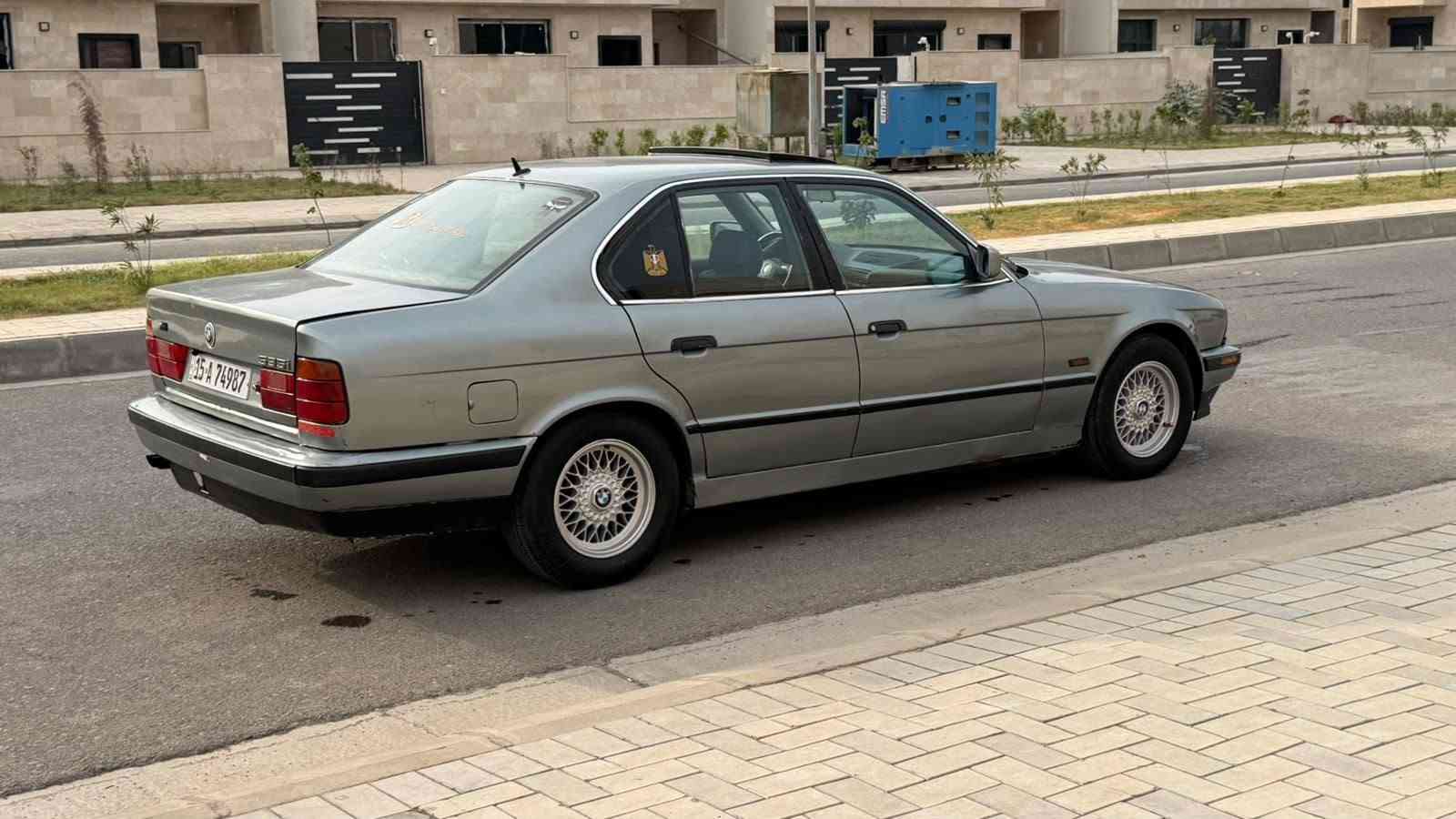 بي ام 525 • ١٩٩١ • مكينة مكفولة