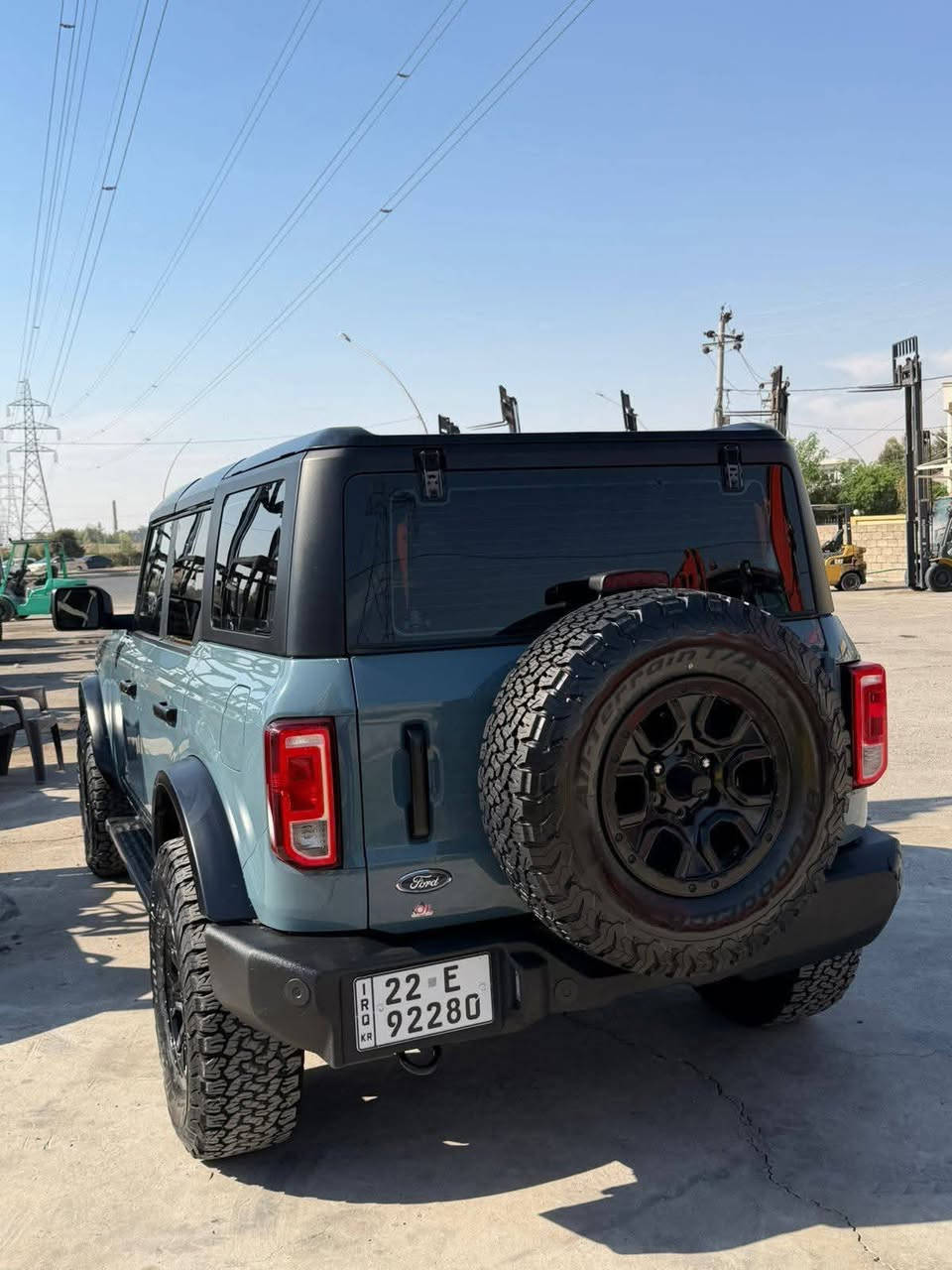 Ford Bronco 2022  
خوار هەموو بازاڕ فرۆشتنی خێرا
سێ دووگمە 
50 هەزار رۆیووە 
4 پستنە 
سەیارەکە یەک جاملغی سبوغە بەبێ ژوورێ 
باغی دەعامی بۆ دەعامی بەشەرت
گێر و مکینە کامل بەشەرت
نرخ 275 $ مجال 
شوێن هەولێر 
***********
عربی
أرخص سوق للبيع السريع
فورد برونكو 2022
ثلاث أزرار
ماشية 50 ألف
4 سلندر 
السيارة فيها ضربة واحدة مُصَبَّغة بدون دواخل
الباقي من الدعمة إلى الدعمة بحالة ممتازة
القير والمكينة بحالة ممتازة
السعر 275$ قابل للتفاوض
الموقع: أربيل
***********
