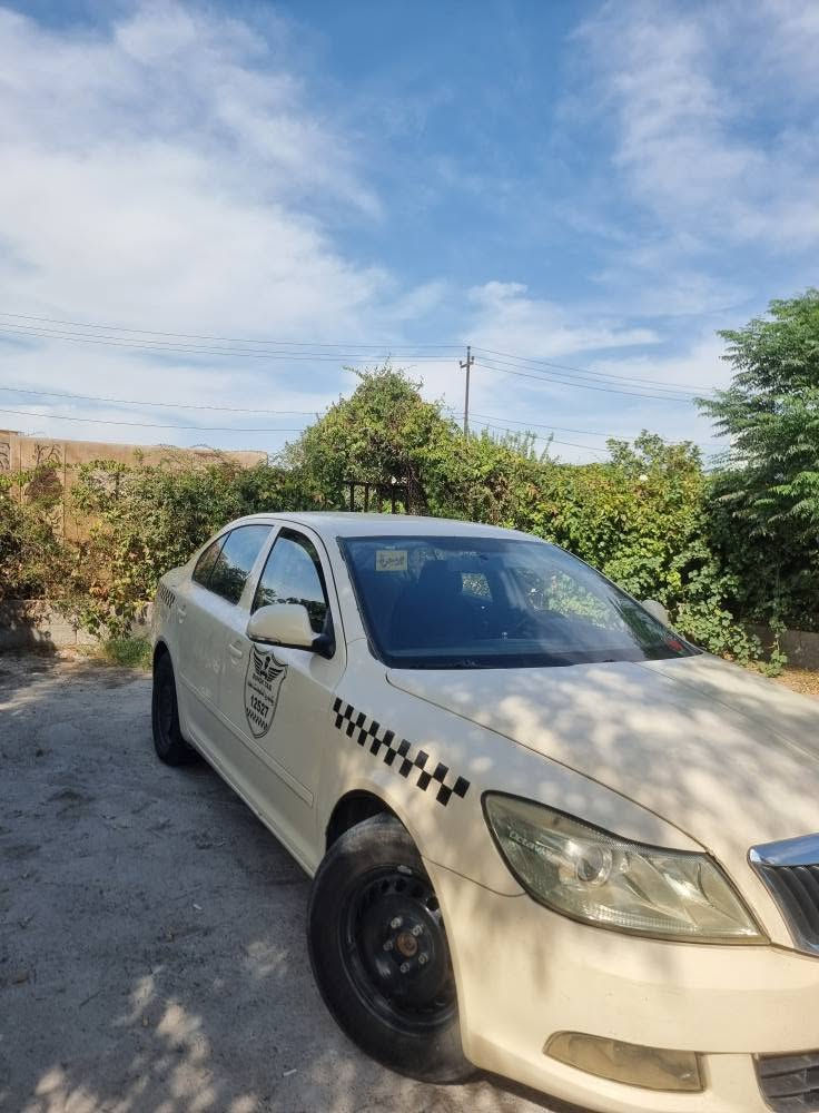 سكودا اوكتافيا
موديل   ٢٠١١
كير   عادي
سيسته م   غاز و بانزين
سينك و بشت كه بس
كير و ماكينه  بشه رت
٢ قطعه سبخ بي داغلي
٤ تايره جديد
سعر ٩٥ و مجال
غرامه ٧ وه ره قه
ت.*********** سميل, دهوك
