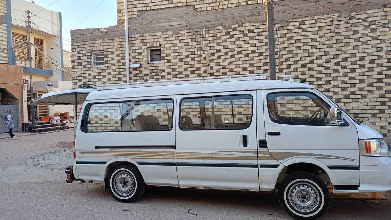 سلام عليكم فتون 2009 رقم انكليزي سنويه لل 30 يلا تنفذ بسمي السياره بيهة ضربه بل ربع الاخير جهة السائق ومعمره دوشمه جديده السياره احلا من الصور مكاني نجف سعر 55 وبيهة مجال  ***********
