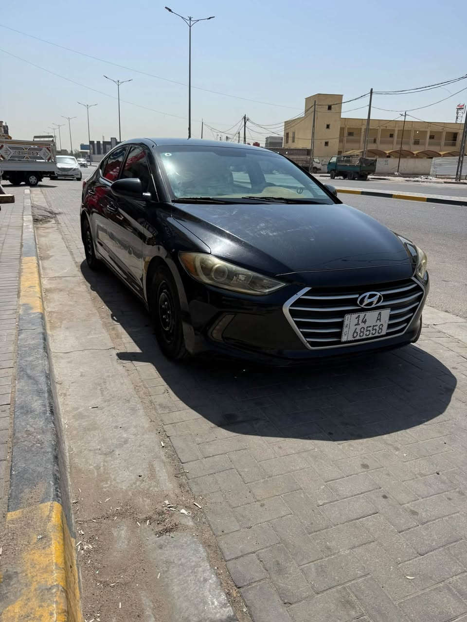 النترا 18 وارد امريكي (غرق)
مكفوله من الضربه 
جاهزه من كلشي مابيها اي نقص
بيها شخوط بسيطات 
گير مكينه مكفولات
تخم تاير اسبوع من شديته
السعر 120
البصره الرباط الكبير
***********
