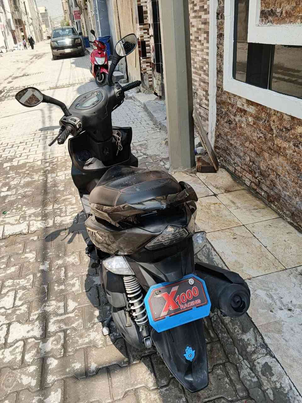 جي تي
 منزلها رمبه رمبه مكفوله من كلشي
 قبل 5 أشهر نزلتها مكاني بل حريه
 رايدها بمليون 100 وبيها مجال بصيط 
هاي دراجه كدامكم نكره سلف معتني بيها كلشش دراجه نضيفه 
💯 بل💯 ول اوراق مالتها موجوده
هذه رقمي تواصلو وياي واتساب لو عل ماسنجر ***********
