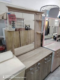 ميز تواليت • مستعمل • ديالى بلدروز