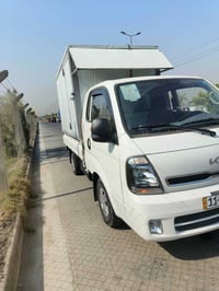 للبيع فقط كيا حمل بنكو 2700 موديل 2025 رقم بغداد السياره مكفوله من الض...