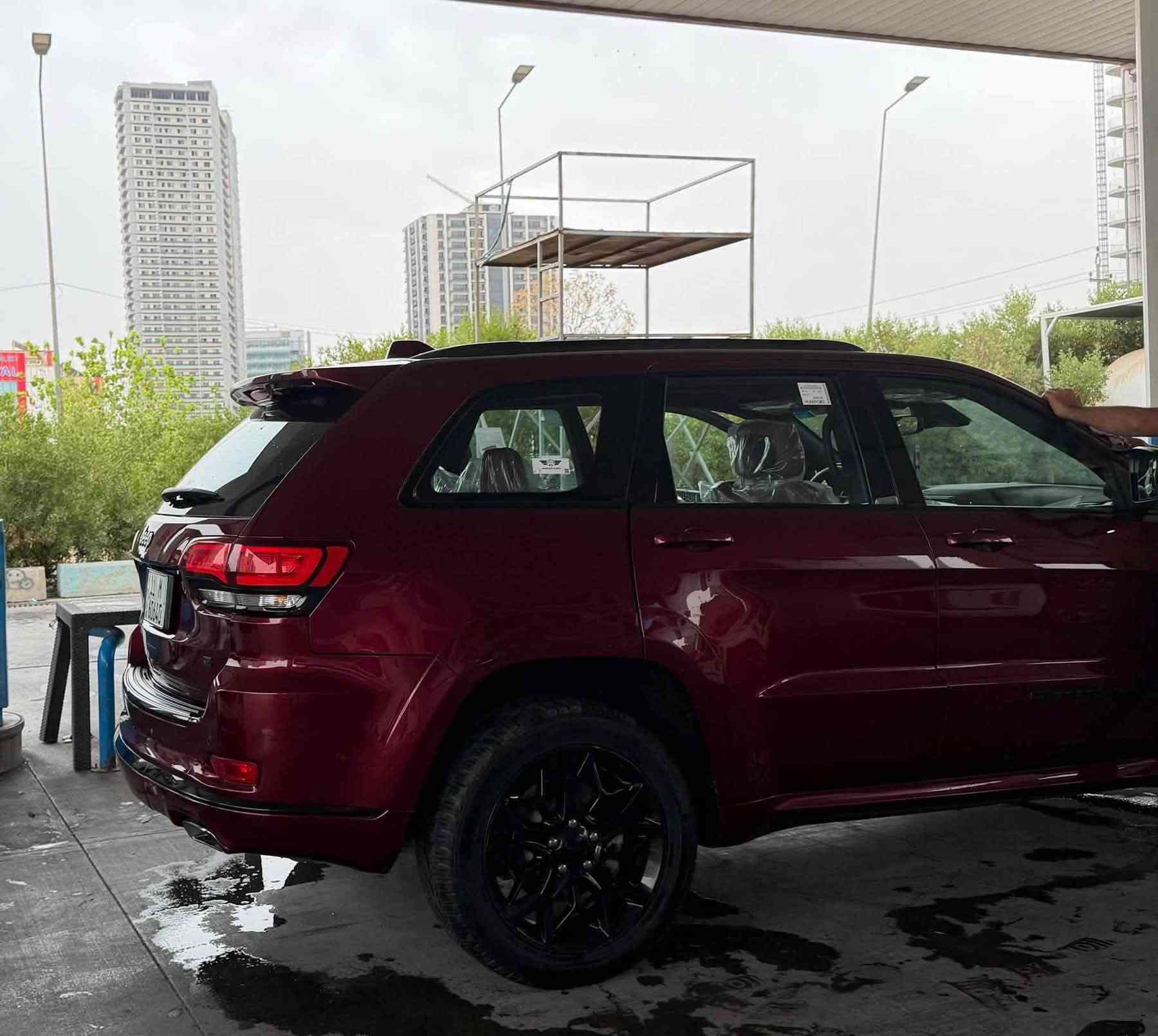 جيب S 2022 خليجي وكالة هارلم
ماشية 48000 ميل 

بيه طلقه بالقماره 

الباقي مكفول من البارد والصبغ

للبيع أو مراوس

بغداد العامرية 

***********
