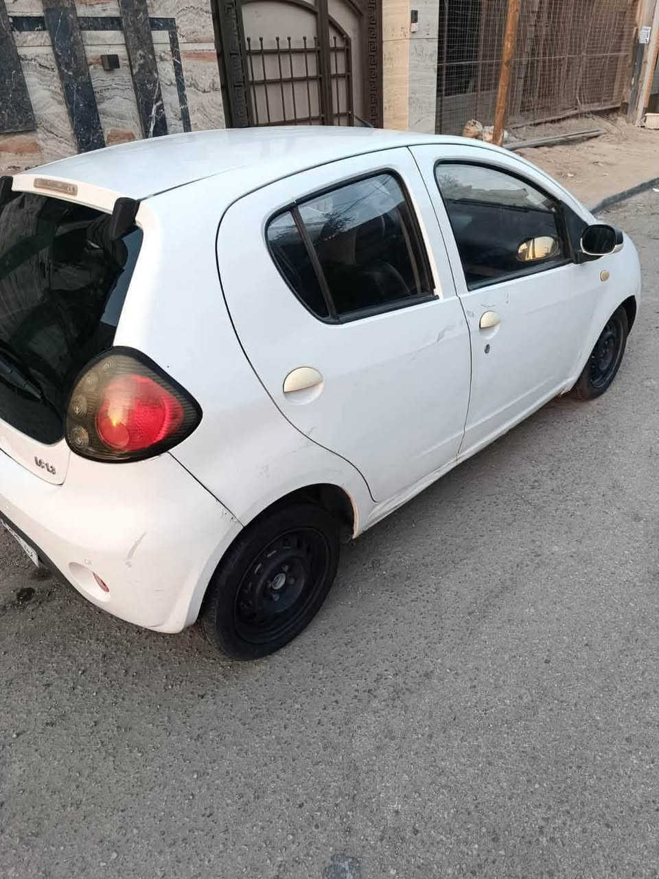 بندا ٢٠١٢
كير كايم 
مكينه مابيه شي 
رقم كربلاء سنويه ساقط 
بيه طعجه حك شبر بالباب 
مكان كربلاء 
السعر ٣٥وبيه مجال 
الرقم ***********وتساب
