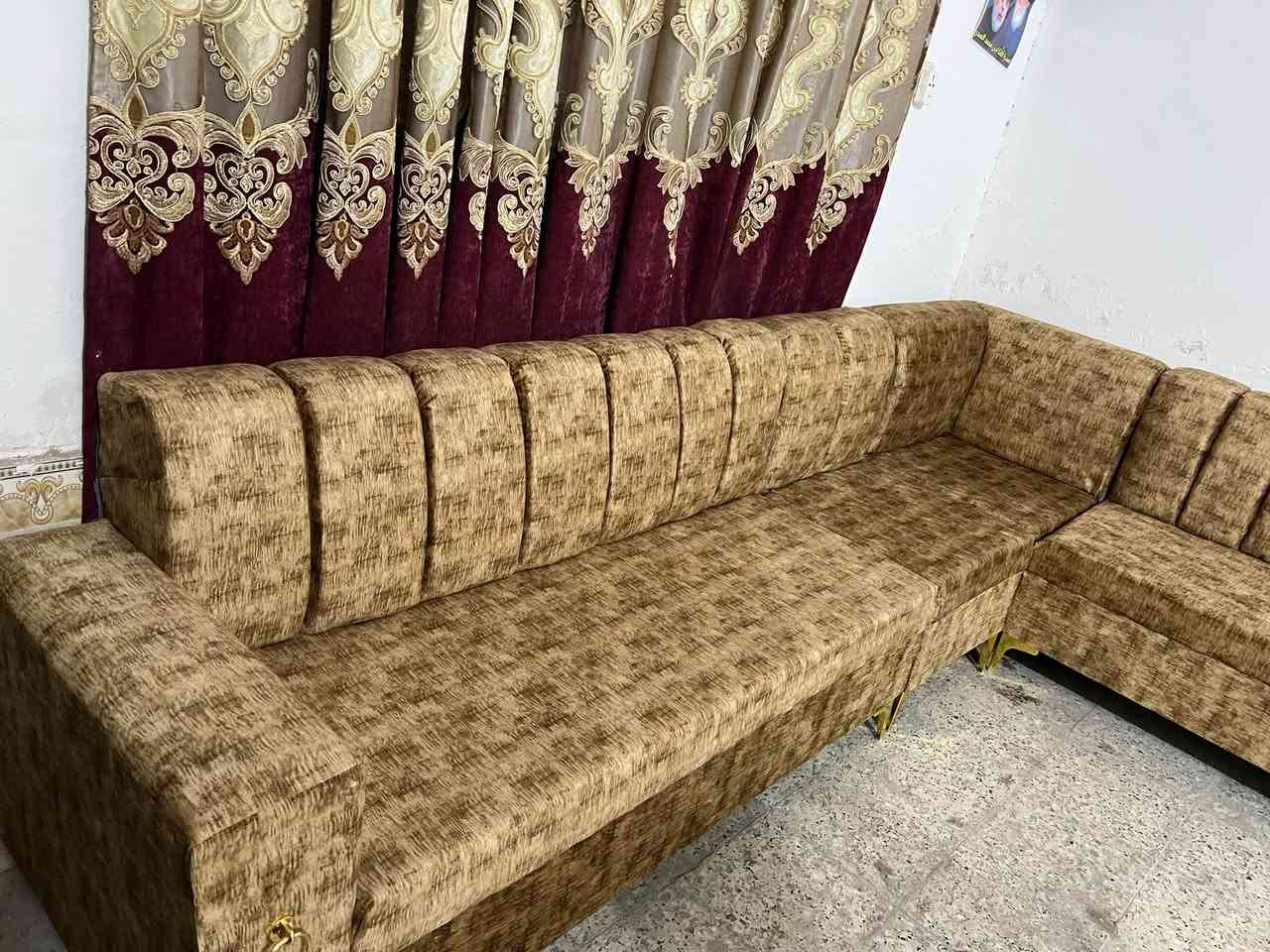 تخم ديوان جديدمامستخدم ابدخمس قطع ١٠نفروسعرمناسب شراي يراسل ناصريه وتساب***********
