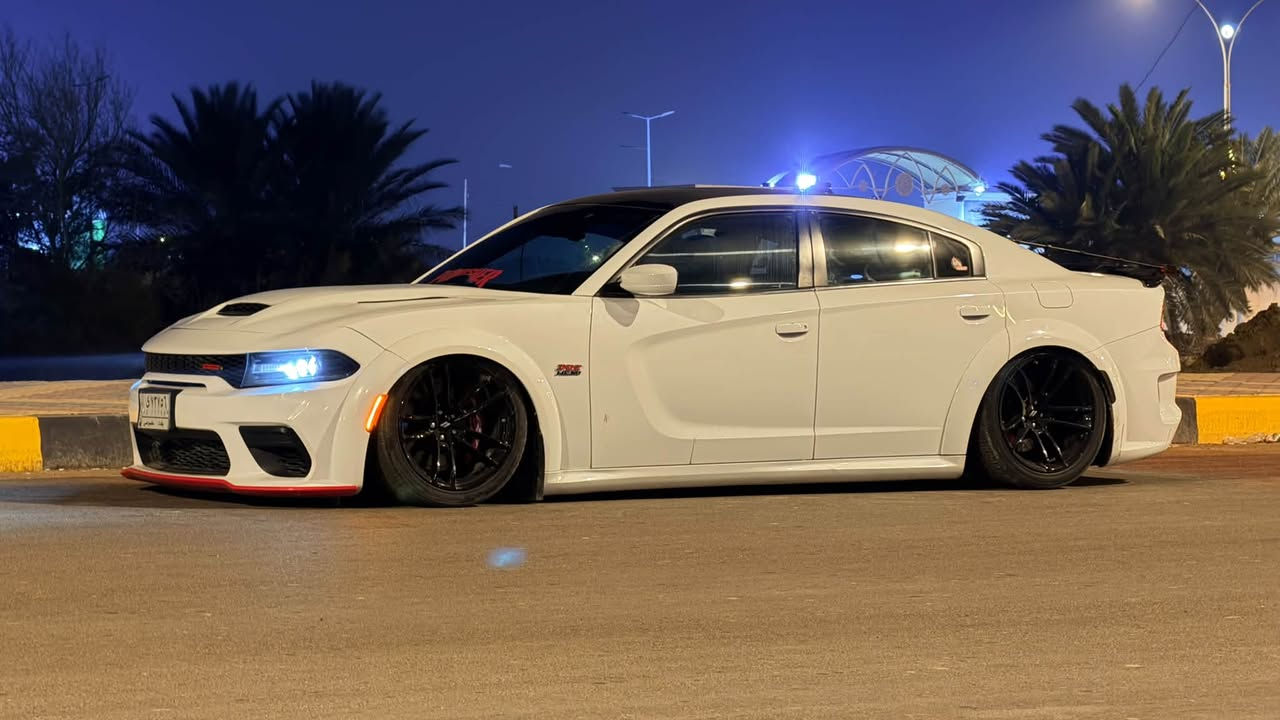 للبيع: جارجر وايد بدي SRT موديل 2020 🔥
باسمي تحويل ثاني يوم

🚗 الممشى: 36,000 ميل 

⸻

⚙️ المواصفات:
 • فول مواصفات عدا الفتحة
 • رادار جانبي
 • حساسات أمامي وخلفي
 • كشنات كنتارا (حضن) تدفئة + تبريد
 • ميموري خزن 3 وضعيات
 • باقي المواصفات المعروفة للفئة

⸻

🔥 الإضافات:
 • برمجة وتفريغ مصطفى إيكل
 • نظام تعليق هوائي S2 Plus من فيرست كلاس (تحكم شاشة) 
 • شوتة afe
 • AFR Gauge
 • تفريغ وزرع بوابات كواتم تفصال على الوادي
 • دبات سود
 • دركة RPM كاربون فايبر حقيقي
 • ولف حماوة Mishimoto 82
 • Oil Catch Can

⸻
الحادث مثل ما موجود ب السونار 
" الغد ما بي كص فقط صبغ "

📍 مكانها: الناصرية

السيارة نظيفة جداً واستخدام شخصي بدون استعراض أو دوسات.

📞 رقم الهاتف: *********** 

السعر: 235 وبيهه مجال

نص مكتوب في الصور:
- 12:12 32 1 / 11 BidCars bid.cars
- 12:12 2 / 11 1:1 BidCars bid.cars
- 12:12 4 / 11 1:1 bid.cars 32