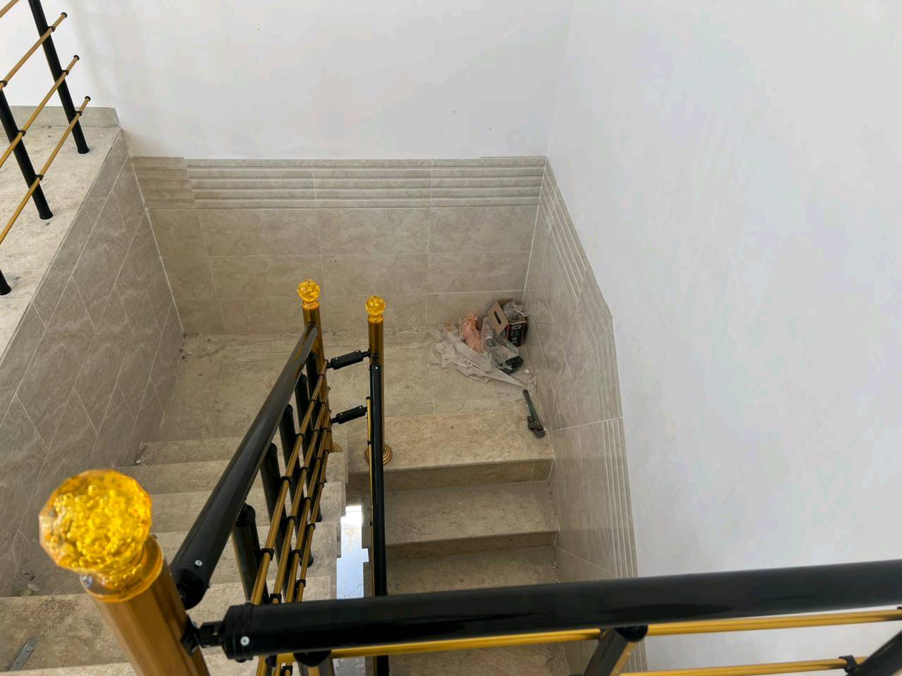 معمل ابن الحجي للالمنيوم بادارة واشراف هادي ابن الحجي بخدمتكم أحبتي الكرام ***********