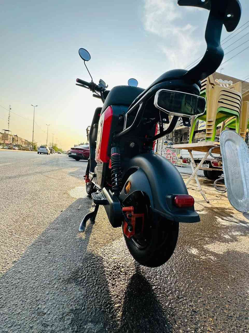 دراجة شحن R9 مديل ٢٠٢٥
دراجة شحن فول مواصفات 

بطاريات 🔋 5 اكبار او نضام البك 

او دبل اشارة دراجة ممتازه 

معروضة ب ٣٥٠ او بيها مجال بسيط 

مكان بغداد حي الجهاد رقم التواصل او متوفر واتساب 

( ***********)

نص مكتوب في الصور:
- _11a23