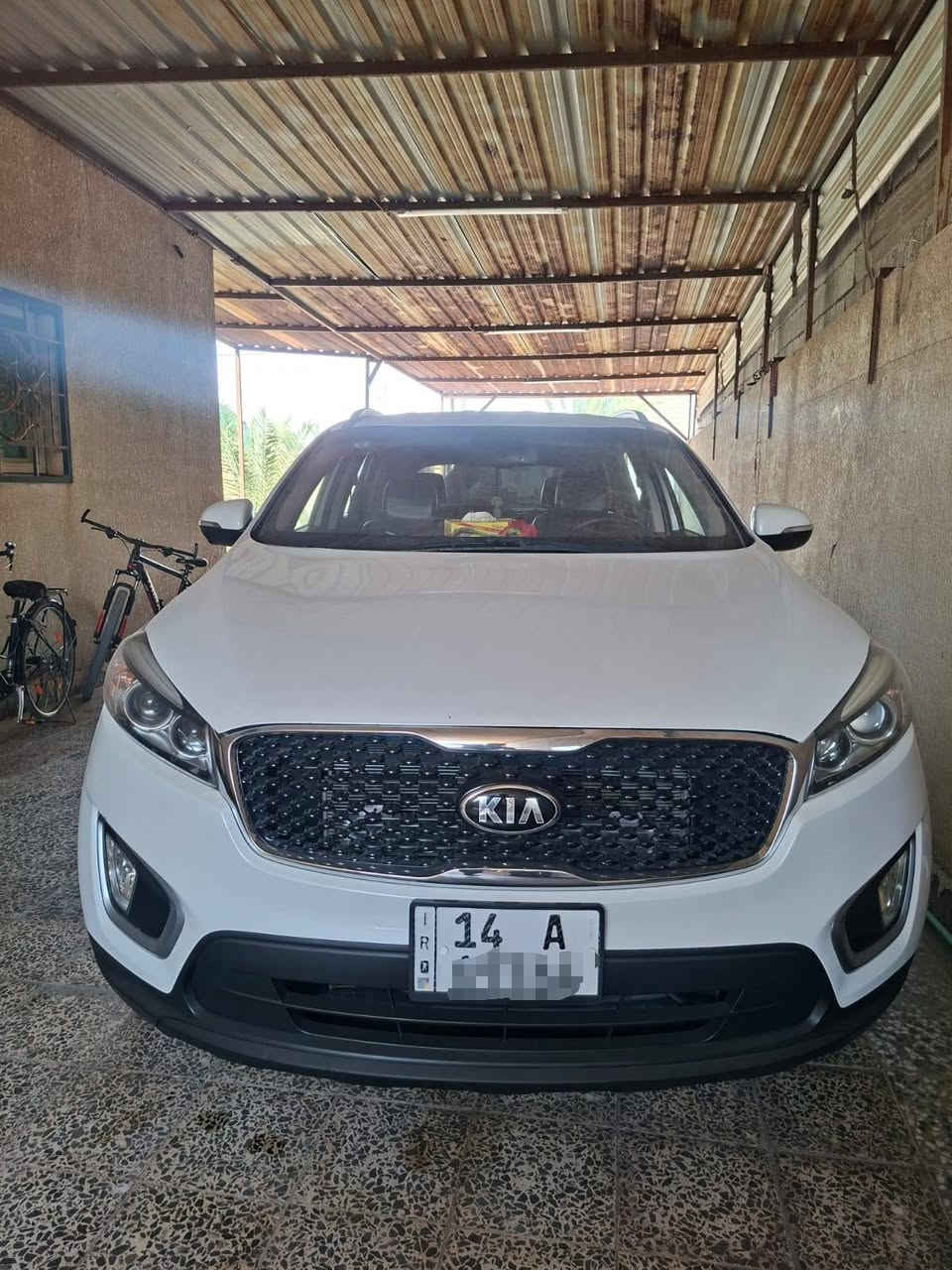 للبيع سونتو مديل ١٧ رقم بصره وارد امريكي سياره نظيفه ما بيها اي نقص فول مواصفات مكينه ٦ حادثها باب السايق وجامع مبدلات  نفس اللون 
للاستفسار
*********** البصرة, العراق
