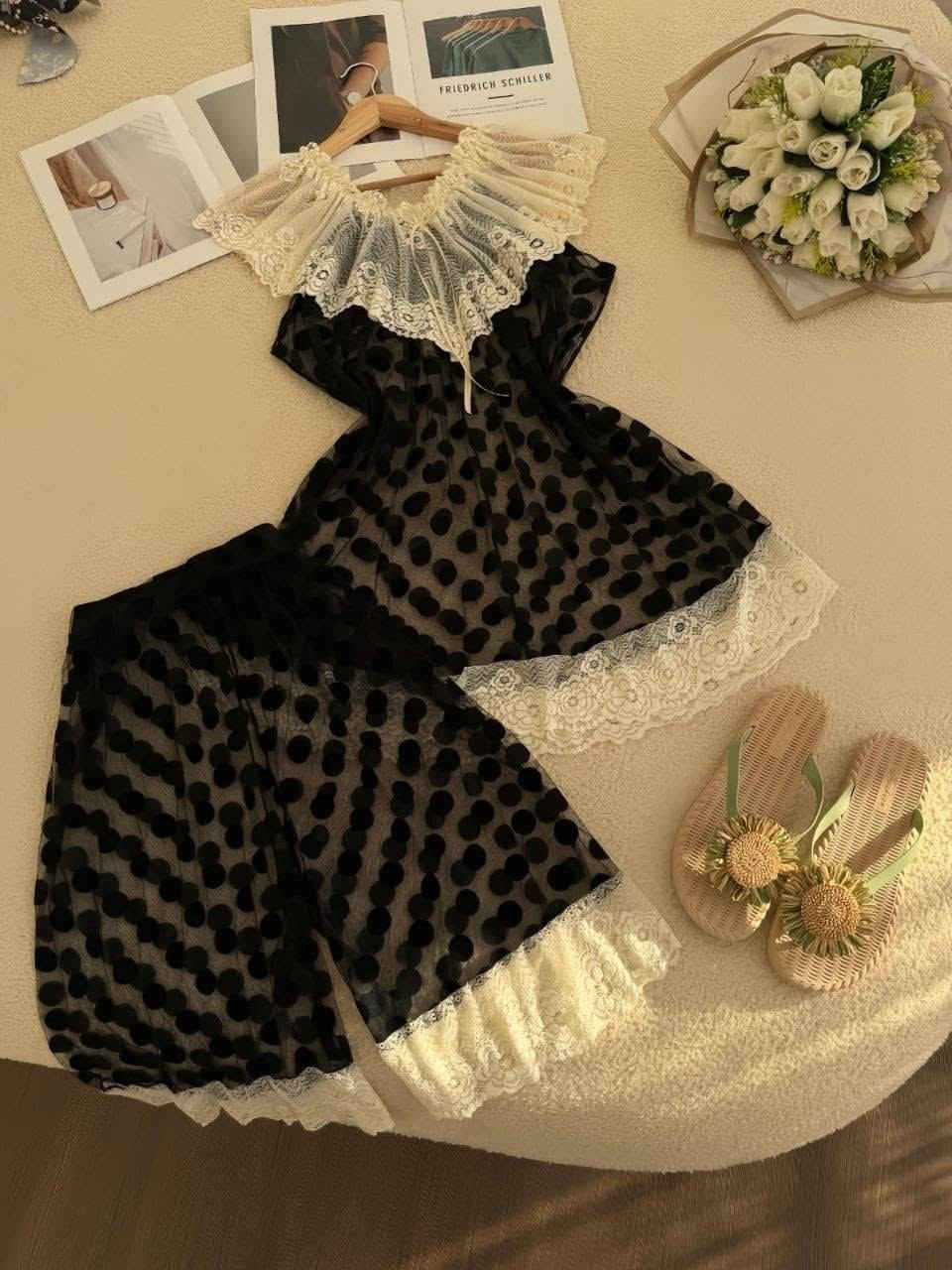 لاحجز واتساب ***********
سيت نوم تول❤‍🩹
مقاس فري سايز
توصيل جميع محافظات العراق 🚙
