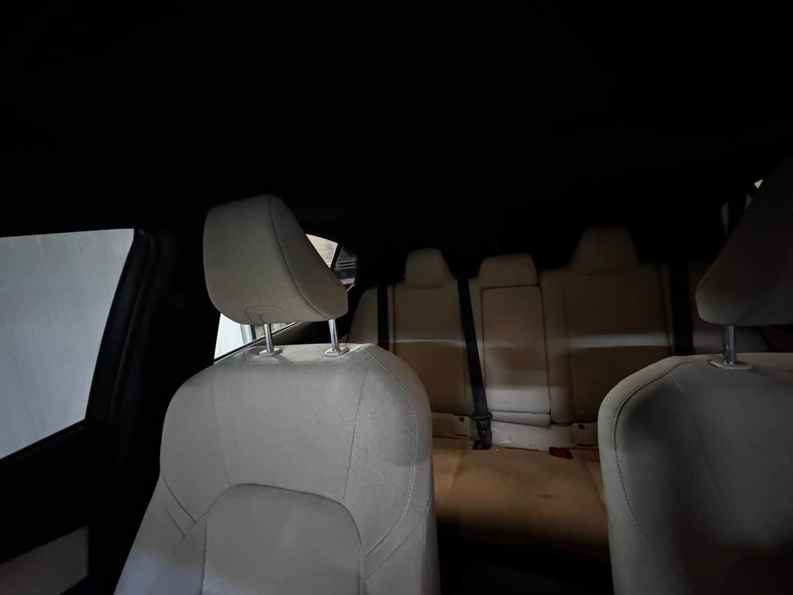 🚗 تويوتا كامري 2025  بغداد مرقم

محرك 2500 هايبرد

خليجي ياباني أصلي (عبد اللطيف جميل)

فئة E plus – فول مواصفات

✨ المواصفات:

✔️ فتحة سقف

✔️ مقعد السائق كهربائي

✔️ حساسات أمامي وخلفي

✔️ شاشة + كاميرا

✔️ لايت فول زنون LED 

✔️ مرايا كهرباء

✔️ رنقات 17 إنش

✔️ بردة كهرباء 

✔️ شاحن موبايل 

✔️ باقي المواصفات المعروفة من تويوتا

📌 الحالة: مستخدم نظيف

📊 العداد: 33000كم فقط

✅ ملحقات السيارة كامله غير مستخدمه

📍 العنوان: بغداد - الكراده 

السعر: 270

للاستفسار *********** متوفر واتساب
