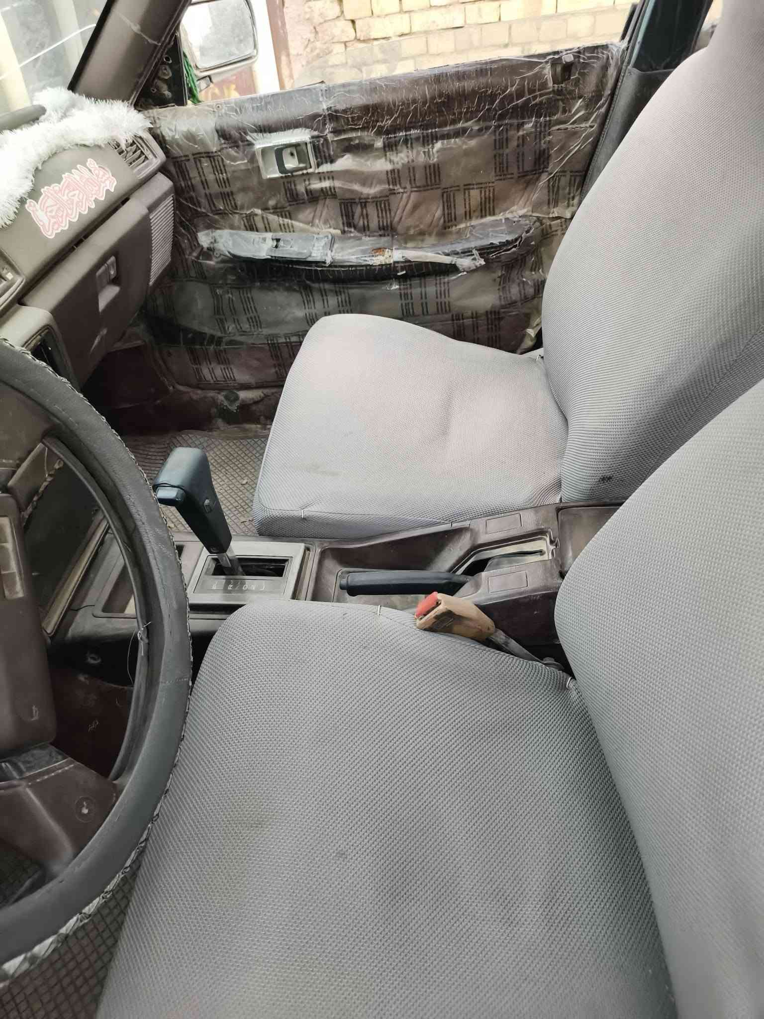 سلام عليكم كروسيده رقم نجف راعيها بالناصريه مكانها شطره سعرها 16/***********
