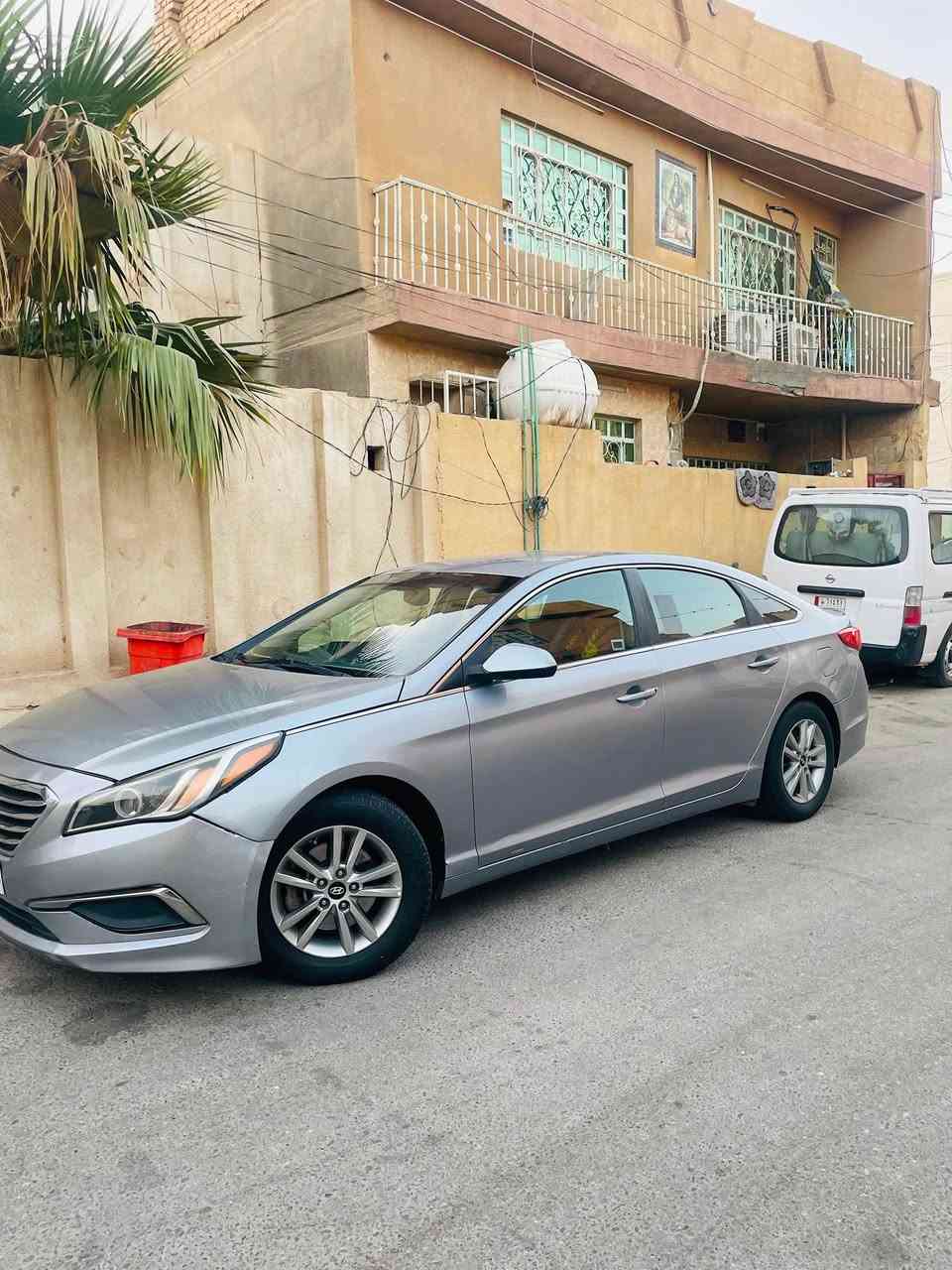 سوناتا موديل 2017بيها أربع قطع صبغ مواصفات نص شاشه وحساس وكامره رقم بغداد السعر105وبيها مجال مكاني كربلاء *********** Singapore

