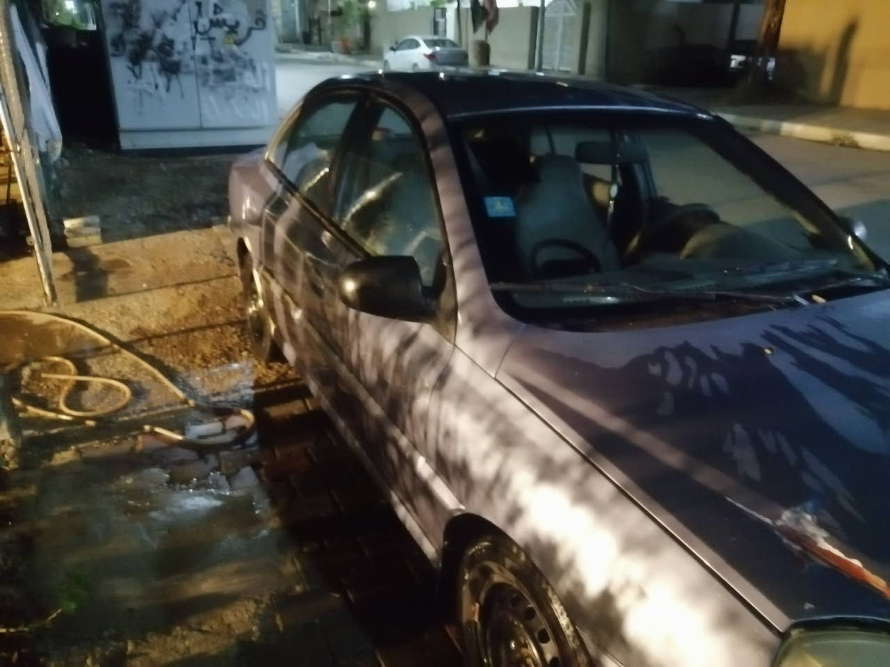 السلام عليكم للبيع كيا ريو 
​الموديل: 2004
​الرقم: ألماني
كير أوتماتيك
​الحالة: المحرك والكير ممتاز (البنيد يحتاج صبغ بسبب الشمس) 
​تحويل مباشر
​السعر: [45] وبيهه مجال للشراي 
السيارة موجودة بالكوت
​للتواصل: ***********
