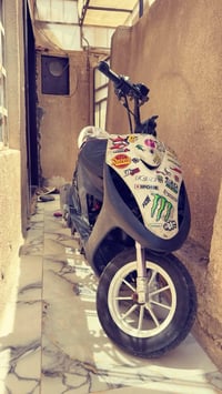 ماكس عدلة • ٥٥ • سلف