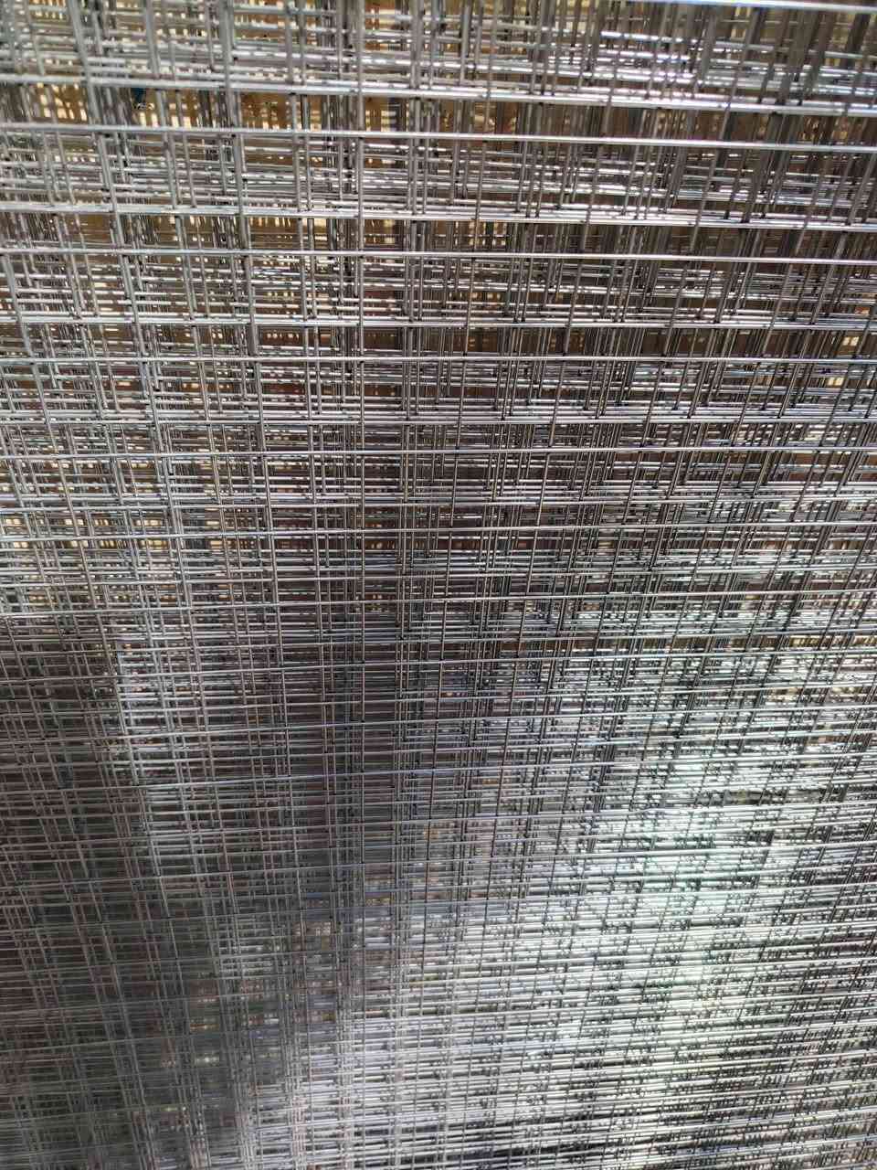 سلام عليكم
بي ار سي عصفوري 1×2 متر فتحة 3سم
متوفر كمية
سعر القطعة 8.500
ماعندي توصيل
عنوان راوة حي راشد
للأستفسار ***********
