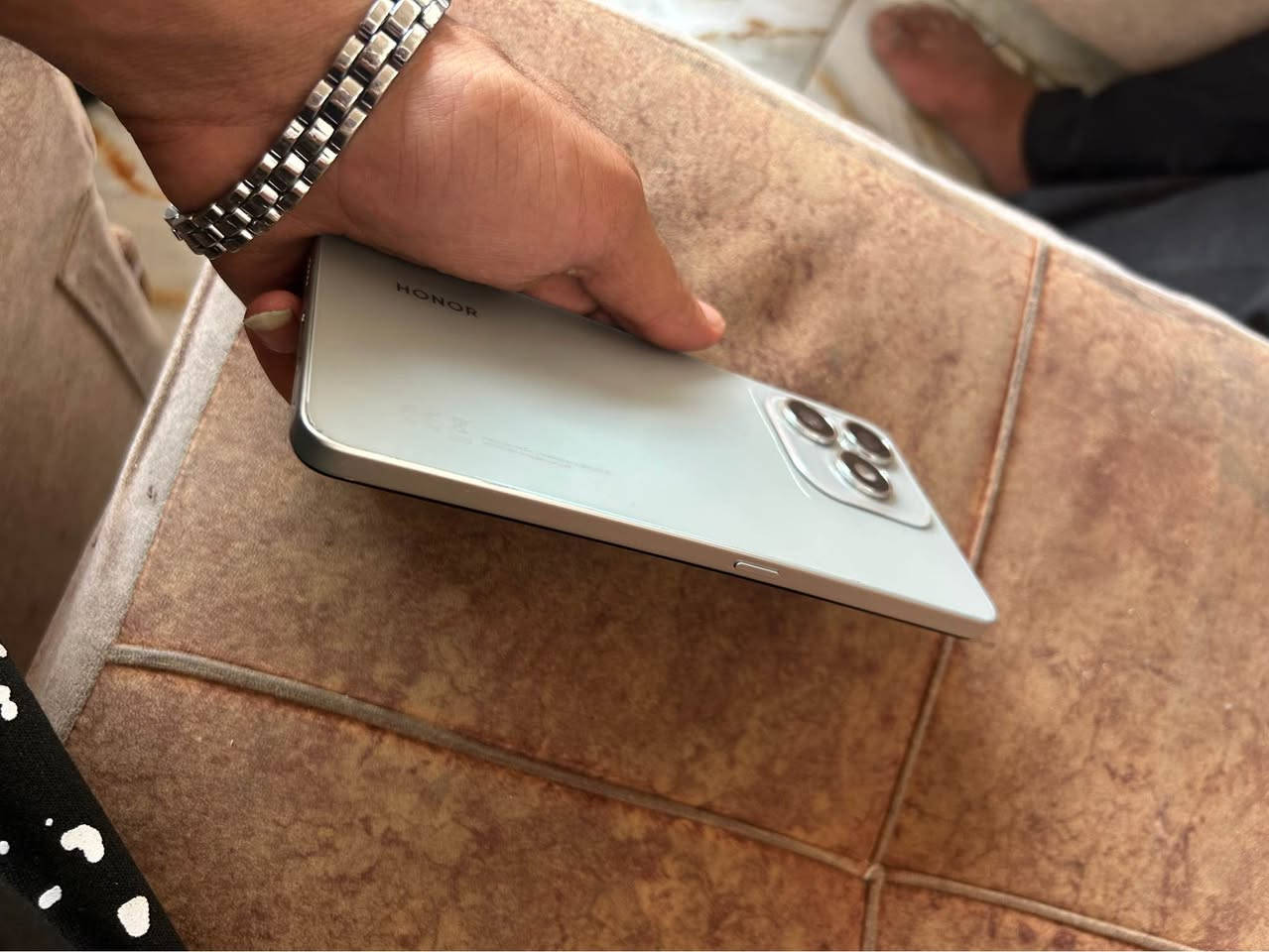هونر X8b • نظافة ١٠٠٪ • ٢٥٦ جيجا ٨ رام