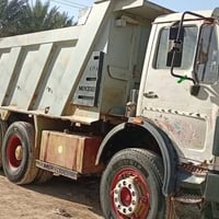 شاحنة • البي 81 • للبيع