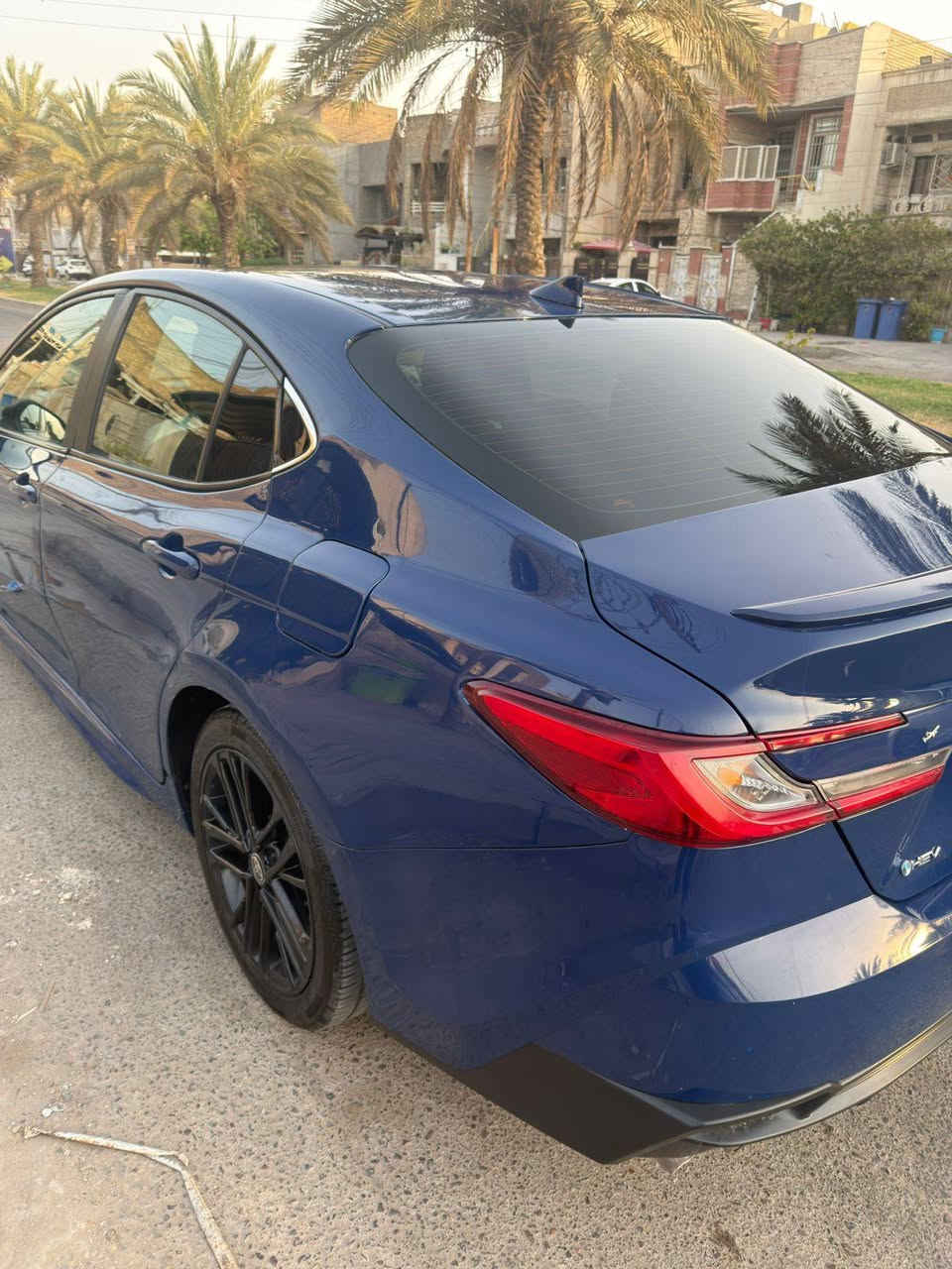 𝟐𝟎𝟐𝟓 𝐓𝐎𝐘𝐎𝐓𝐀 𝐂𝐀𝐌𝐑𝐘-𝐒𝐄 
تويوتا كامري (SE) موديل : 2025  السعر بـ 184 ورقة 
وارد : امريكي 
ممشئ : 36 الف mi
اللون : نيلي 
حجم المحرك : 2.5L (4.سلندر) هايبرد 
كافة الايرباكات سليمة %100
المواصفات : 𝐒𝐄
فول  مواصفات ماعده الفتحة
حساسات امامية خلفية 
كيـــج الـــكتـــرونـــي (دجيتال)
شـــاشـــة كبيرة لمـــس
شحن وايـــر ليـــس
ابـــواب  بصمة ،بصمة تشـــغيـــل ، تشغيل عن بعد 
هاند بريك بصمة
اوتو ستوب (𝐀𝐔𝐓𝐎 𝐒𝐓𝐎𝐏)
رادار امامي (تحديد مسار)
‏‎رادار جانبي360 
 (𝐄𝐂𝐎)
(𝐍𝐎𝐑𝐌𝐀𝐋)
 (𝐒𝐏𝐎𝐑𝐓)
فول تحكم استيرن
كشنات جلد 
تبريد شاشة قطعتين 
ويل سبورت قياس 19
‏‎للأستفسار الاتصال علی الهاتف او واتساب
***********
