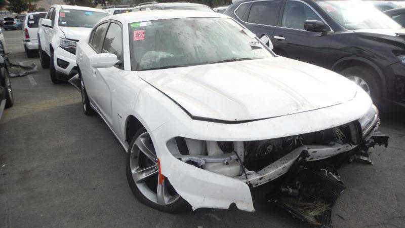السلام عليكم
جارجر للبيع موديل 2018  
الحادث كما موضح بل صور وبل عراق صار  بيها بيبان 2 وجاملغ امامي  السياره جاهزه عل اخر حبايه 
مناقصها اي شي مواصفات فول عدا الفتحه. للاستفسار ***********
