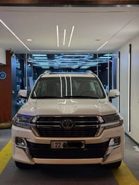 لاندكروزر 2021 بحريني باب اول  (رقم اربيل) محرك v8 4600 المرغوب    فول...