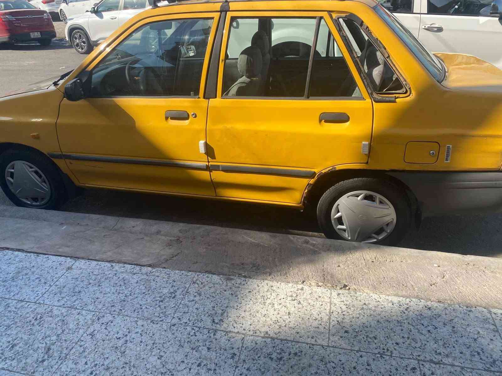 سايبا مديل ٢٠١٢ مكفوله كفاله عامه بيها ملاحظات طخات بسيطه شاصي مكفول مكينه مكفوله كير مكينه تبريد 
تخم تاير حداديه
مطلوبه هيئه وغرامات مليون و٣٥٠
السعر الصافي
١٣ورقه ابيع
الرقم ***********
العنوان حي القاهره
